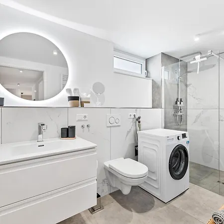 Dacasa Zentral Smarttv Apartment